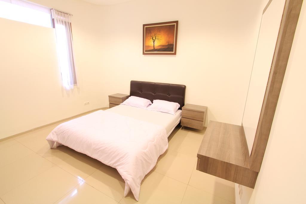 Villa Tirta Syariah Bandung Room photo